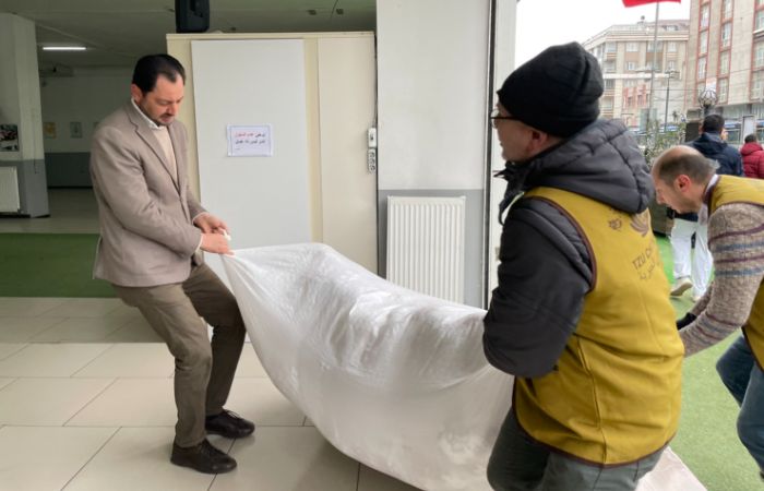 慈濟勘災團帶上滿滿物資,前往土耳其災區親自探訪。(攝影:慈濟基金會,地點:土耳其,時間:2023/02/15)
