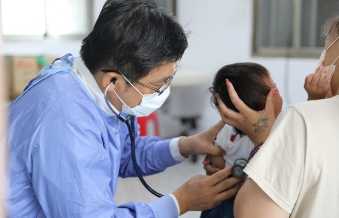 兒保醫療中心團隊貼近社區,發掘潛在兒虐個案。(攝影:花蓮慈院提供,地點:花蓮,時間:2023/05/25)